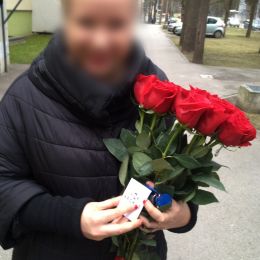 Доставка цветов в город Upeslejas. Отчёт № 4001