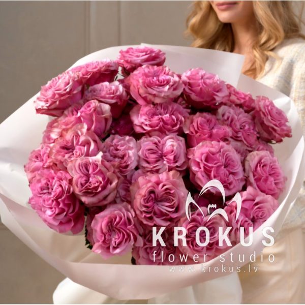 Pink peony roses